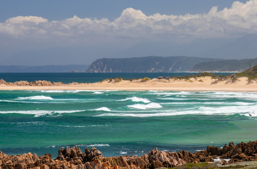 4 Bedroom Property for Sale in Buffalo Bay Western Cape